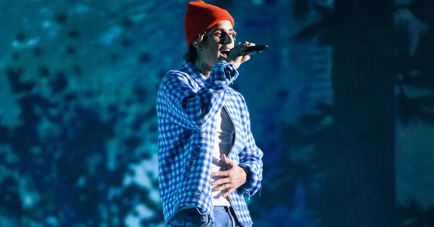 Ο Τζάστιν Μπίμπερ αποκοιμήθηκε σε συναυλία του Frank Ocean και μετά δήλωνε… ενθουσιασμένος! (βίντεο)