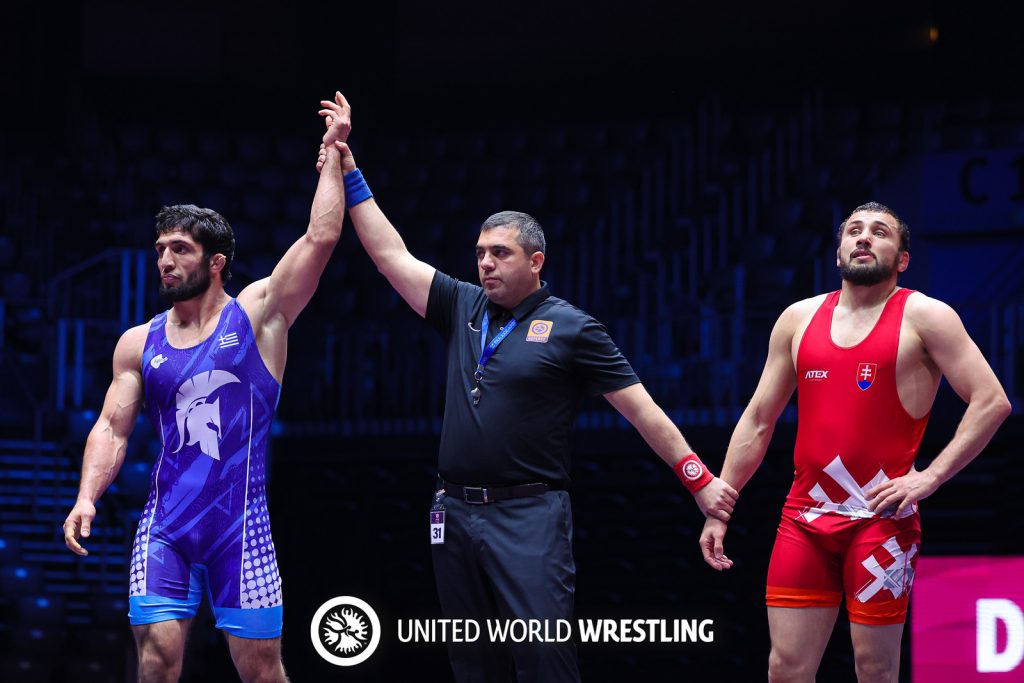 Πάλη: Πρωταθλητής Ευρώπης ο Ρώσος Νταουρέν Κουρουγκλίεβ που αγωνίζεται με την ελληνική σημαία