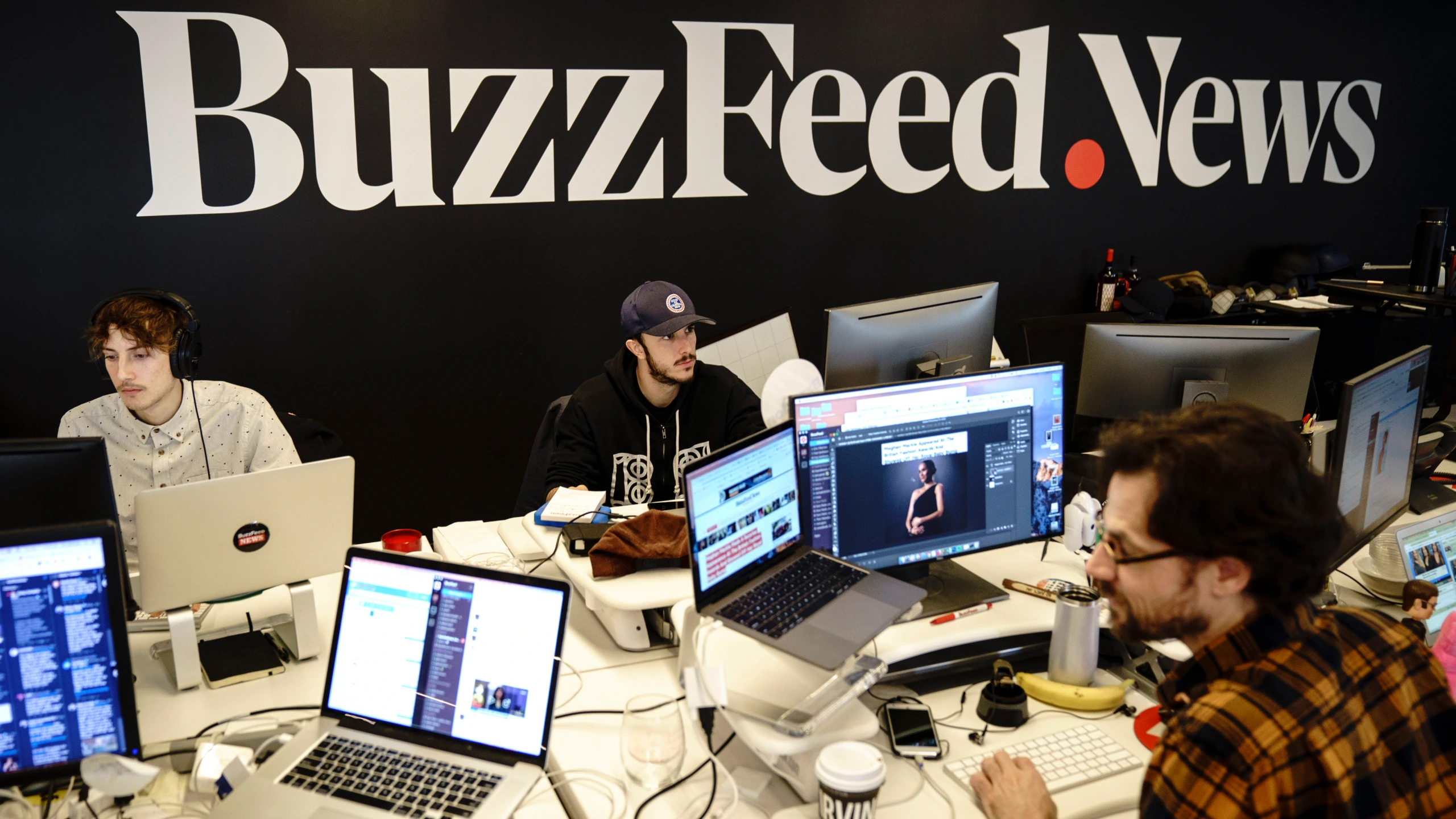 Κλείνει το BuzzFeed News – Απολύεται το 15% των εργαζομένων του ομίλου