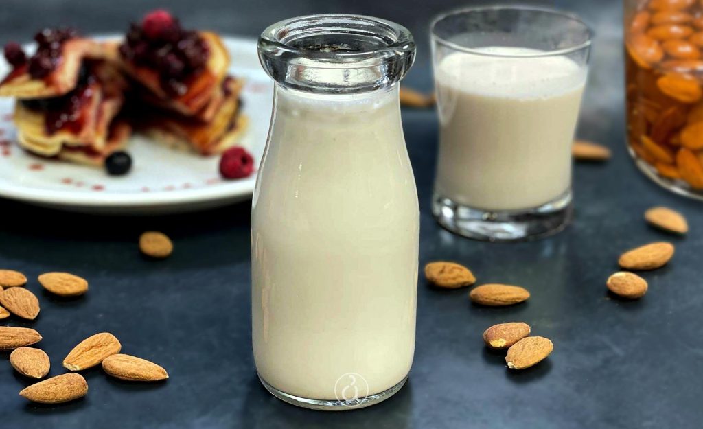 Γάλα αμυγδάλου: Όλα όσα πρέπει να γνωρίζετε