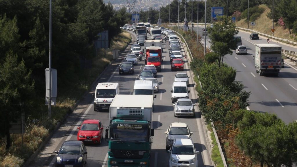Θεσσαλονίκη: Καραμπόλα 7 οχημάτων στον περιφερειακό