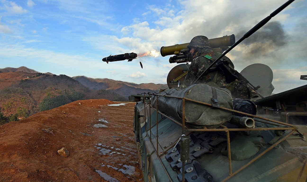 Βολή αντιαρματικού πυραύλου METIS στο Μπακχμούτ: Οι Ρώσοι περιμένουν τα δυτικά άρματα μάχης