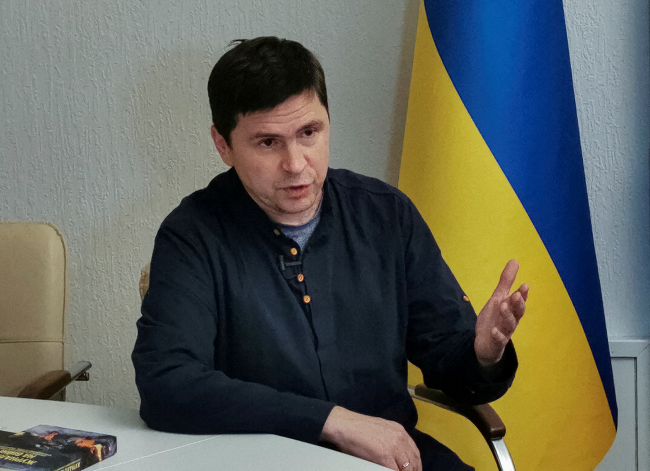 Σύμβουλος Ζελένσκι: «Θα τιμωρήσουμε τους ρωσικούς πληθυσμούς σε Κριμαία και Ντόνμπας που ήθελαν να ενσωματωθούν στην Ρωσία»!