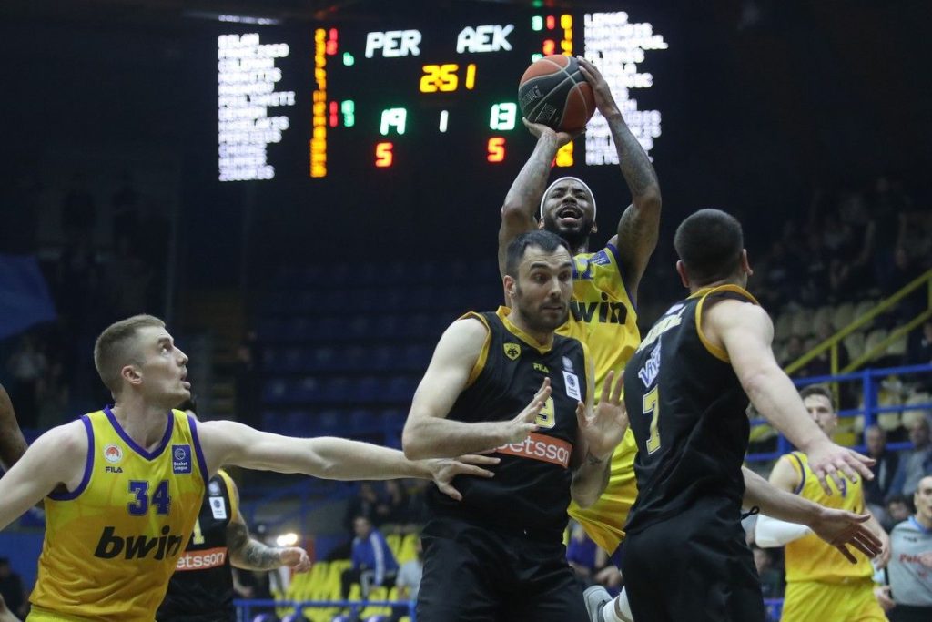 Basket League: Το Περιστέρι νίκησε την ΑΕΚ και πήρε το προβάδισμα πρόκρισης στα ημιτελικά των πλέι οφ (87-73)