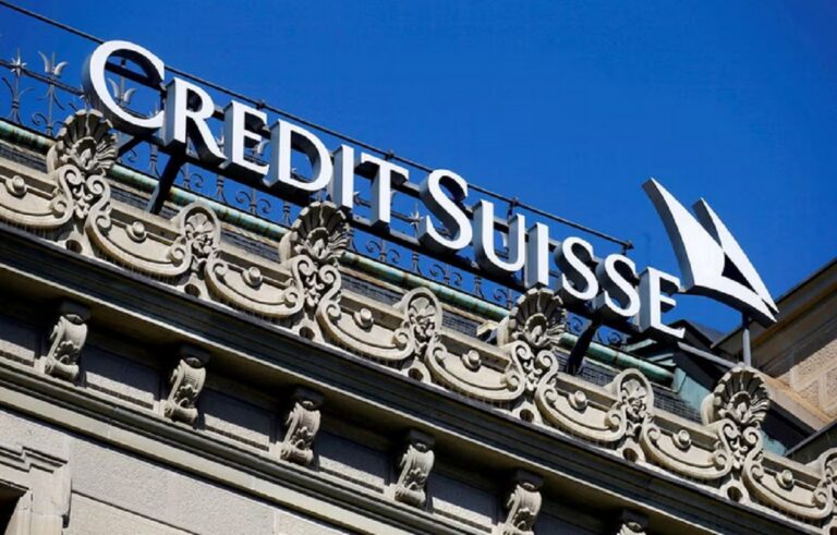 Credit Suisse: Ενδέχεται να χάσει περίπου το 1/5 των περιουσιακών στοιχείων μετά την εξαγορά από τη UBS