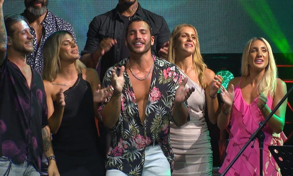 Survivor All Star: Όσα έγιναν στο πάρτι της ένωσης – Μπάνιο, τραγούδι και χορός (βίντεο)