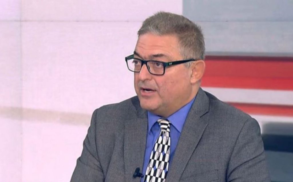 Θ.Βασιλακόπουλος: «Το εμβόλιο κατά της Covid-19 θα γίνει ετήσιο – Προφανώς έχει παρενέργειες» (βίντεο)