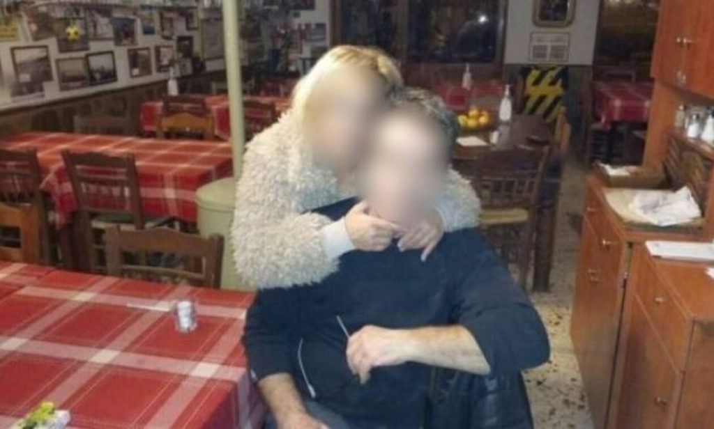 Μυτιλήνη: «Ποτέ δεν θέλησα να του κάνω κακό» λέει η 49χρονη που περιέλουσε με βενζίνη τον σύζυγό της
