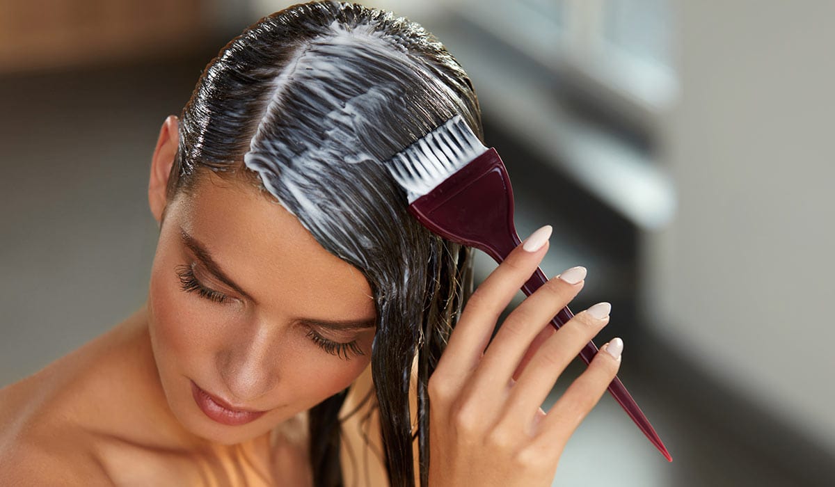 Αυτά είναι τα πιο συχνά λάθη που κάνετε όταν βάφετε τα μαλλιά σας στο σπίτι