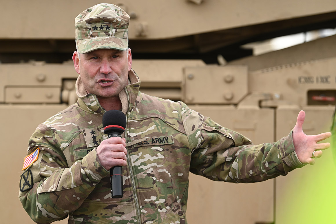 Ανώτατος διοικητής αμερικανικών δυνάμεων στην Ευρώπη: «Έρχεται ουκρανική αντεπίθεση κατά των Ρώσων – Θα παραδώσουμε όλα τα όπλα στο Κίεβο»