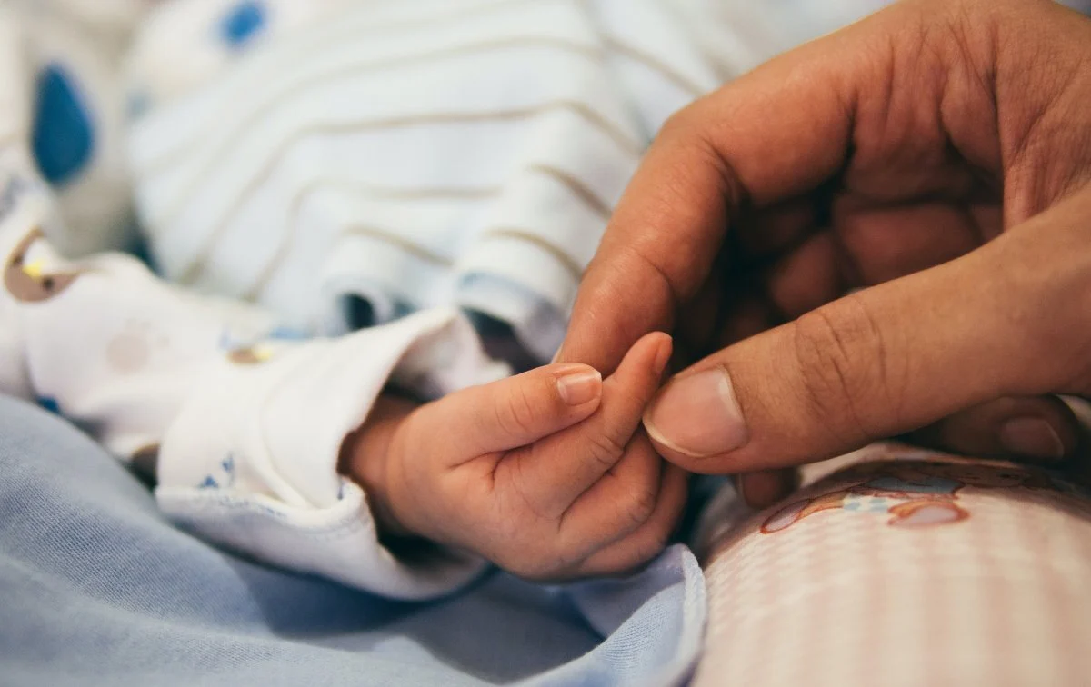 Τραγωδία στην Κέρκυρα: Βρέφος γεννήθηκε πρόωρα και πέθανε στο νοσοκομείο γιατί δεν υπήρχε διαθέσιμο ενάεριο μέσο