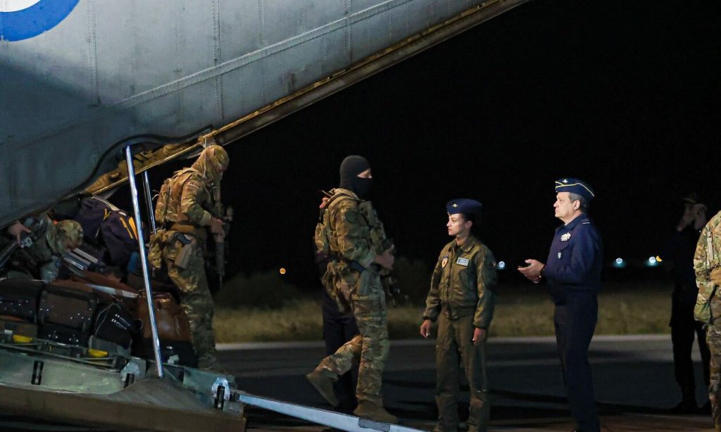 Σουδάν: Καρέ – καρέ η επιχείρηση απεγκλωβισμού Ελλήνων και ξένων πολιτών