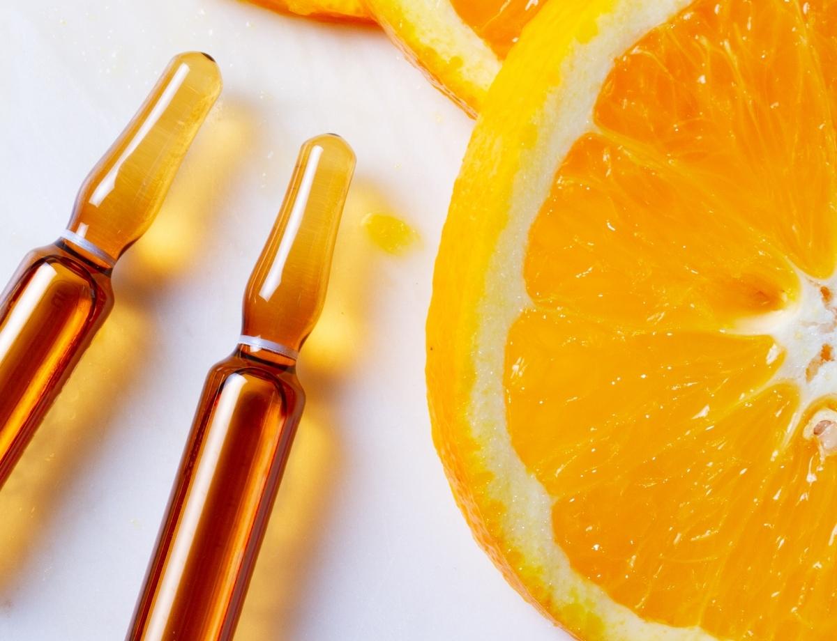 Βιταμίνη C: Δείτε πως κρατά το δέρμα σας νεανικό και υγιές καθώς μεγαλώνετε