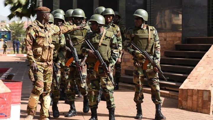 Μαλί: Παρέλαβε στρατιωτικό εξοπλισμό από την Κίνα