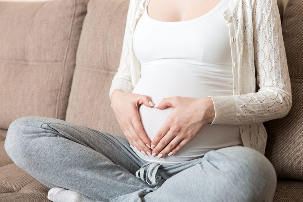 Συστηματικός ερυθηματώδης λύκος και εγκυμοσύνη: Αυτοί είναι οι κίνδυνοι για τη μητέρα και το μωρό