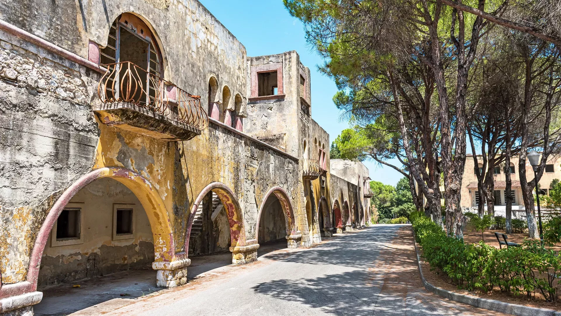 Η μακάβρια ιστορία της Αγίας Ελεούσας: Το χωριό στη Ρόδο που είναι άρρηκτα συνδεδεμένο με τον θάνατο (φώτο)