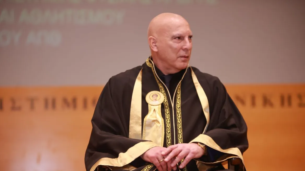 Επίτιμος Διδάκτωρ στο ΑΠΘ αναγορεύθηκε ο Νίκος Γκάλης: «Μια τιμή που δεν θα ξεχάσω ποτέ»
