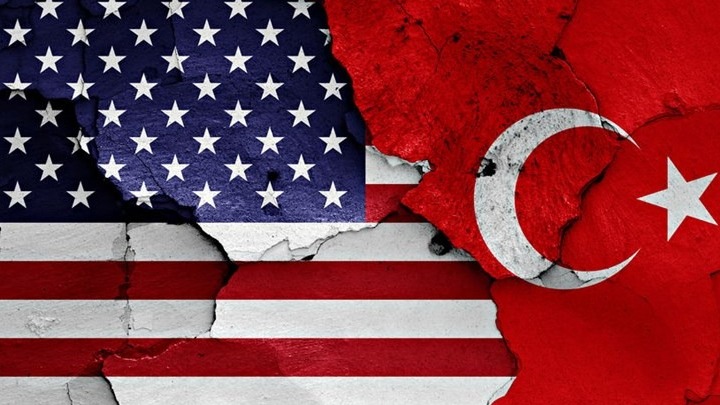 Συνεργασία ΗΠΑ-Τουρκίας για κυρώσεις σε βάρος δύο ατόμων που σχετίζονται με χρηματοδότηση τρομοκρατών