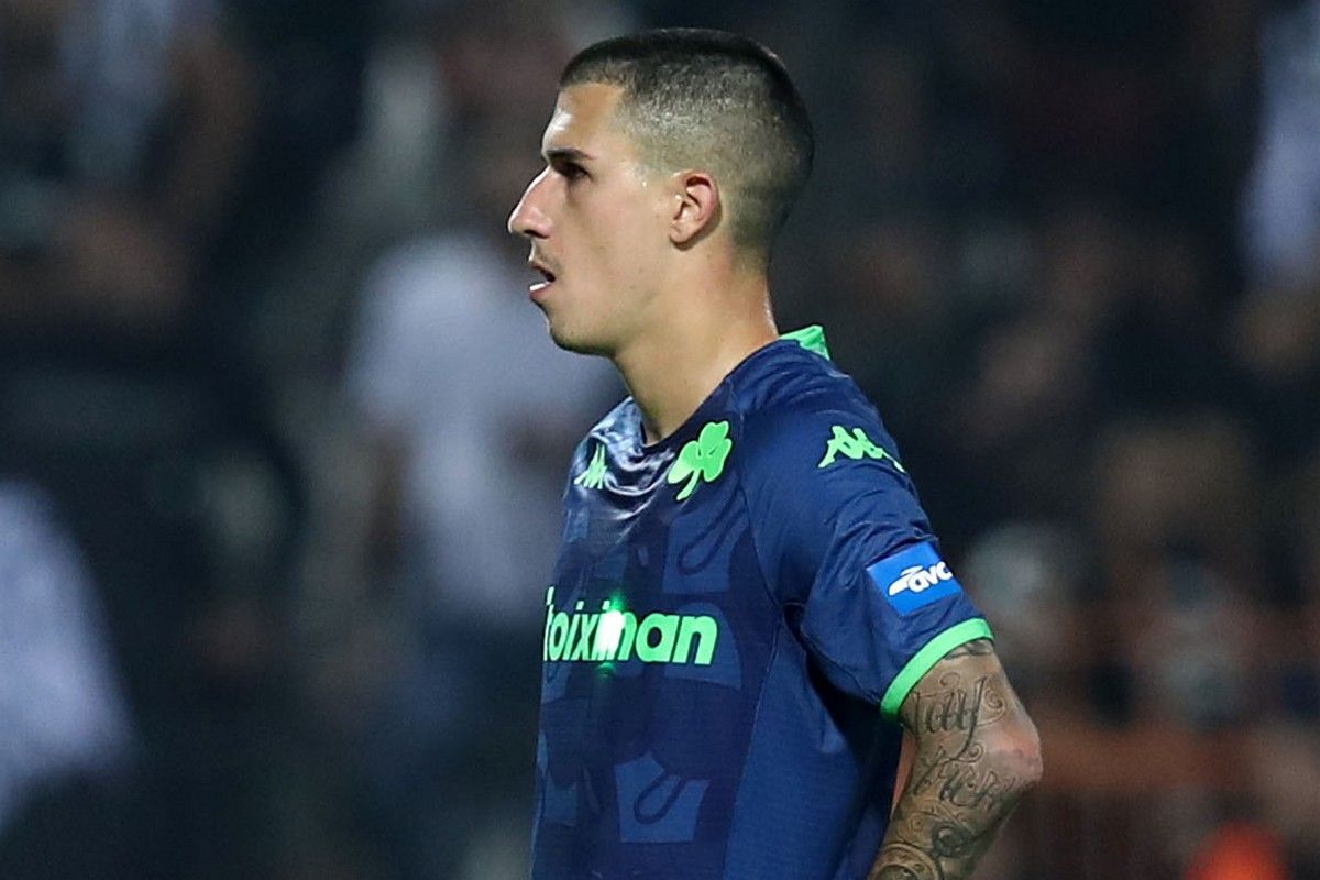 Συγκινητικό πανό στήριξης από τους οπαδούς του Παναθηναϊκού προς τον Αϊτόρ και τη σύζυγό του (φωτό)