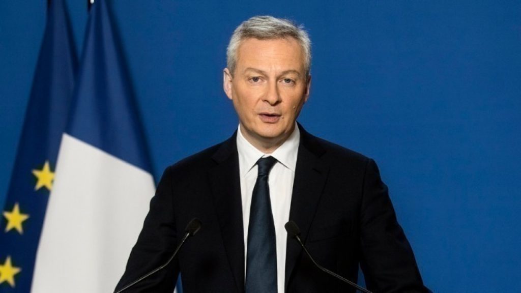 Μπρουνό Λεμέρ: Ποιος είναι ο Γάλλος υπουργός Οικονομικών που γράφει τολμηρή ερωτική λογοτεχνία