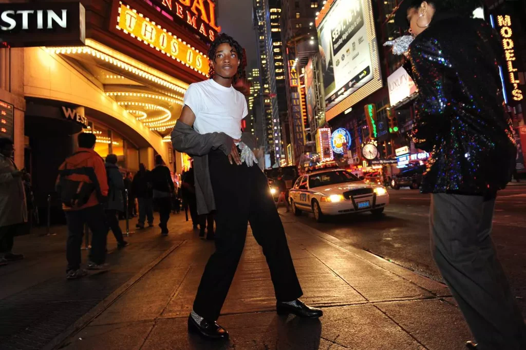 Οργή στη Νέα Υόρκη: Πρώην πεζοναύτης έπνιξε Αφρομερικανό στο μετρό που παρακαλούσε για νερό και φαγητό