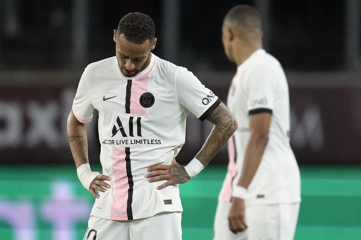 Σάλος στην Παρί Σεν Ζερμέν: Ο Νεϊμάρ έκανε like σε κριτική εις βάρος του Κ.Εμπαπέ στο Instagram (φωτό)
