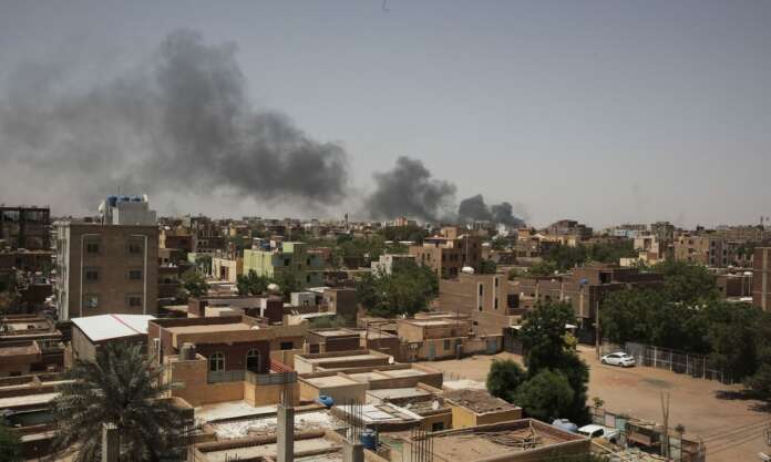 Σουδάν: Παραβιάστηκε ξανά η εκεχειρία – Σφοδροί βομβαρδισμοί στο Χαρτούμ και στα περίχωρα