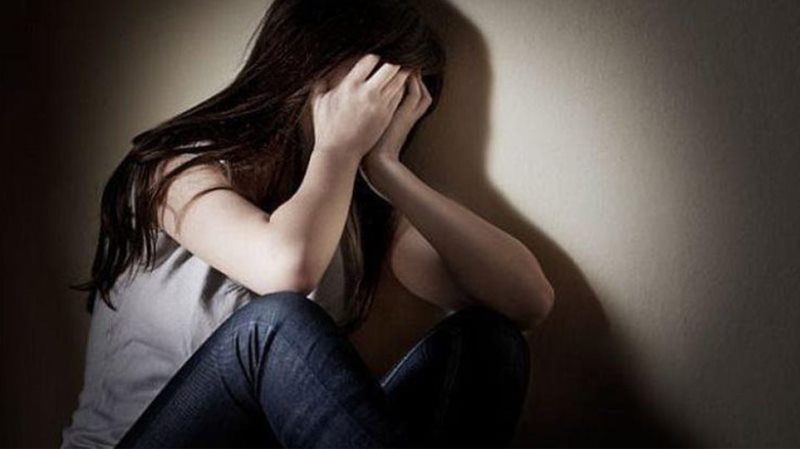 Ασπρόπυργος: Ξεσπά η μητέρα της 12χρονης για τον μαθητή που συνελήφθη – «Του παράγγελναν ποιο κορίτσι να βγάλει γυμνό»