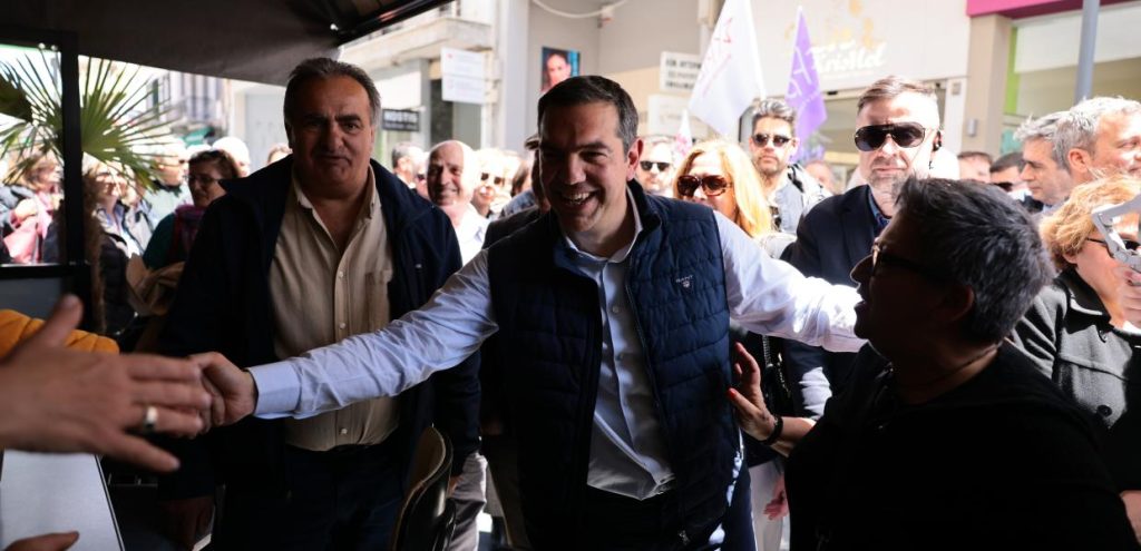 Ατάκα οπαδού του Ολυμπιακού στον Α.Τσίπρα: «Βάλ’ το στο τέλος σαν τον Κ.Σλούκα να τους τελειώσεις» (βίντεο)