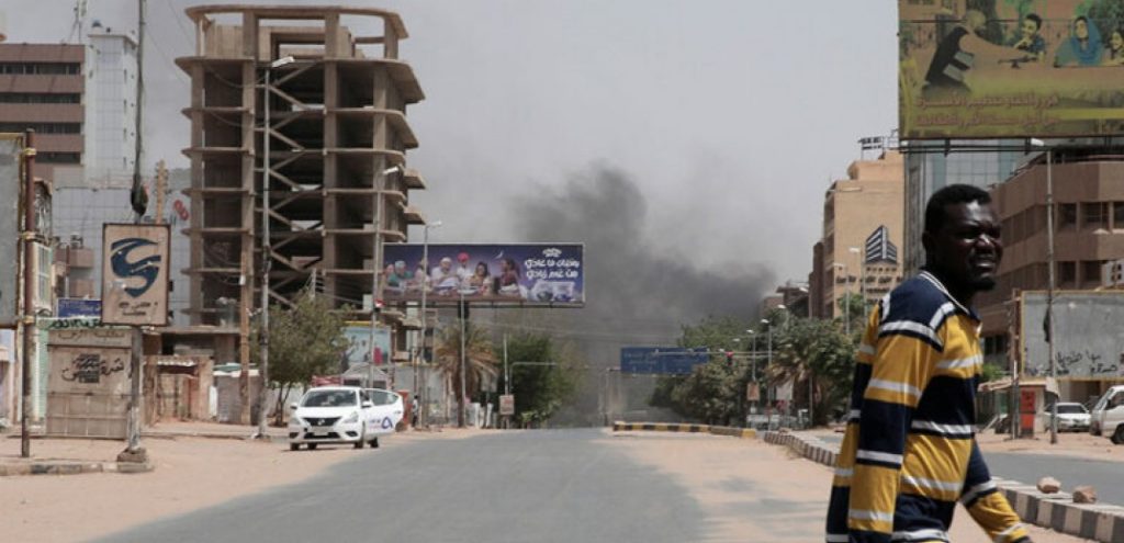 Σουδάν: Οι εμπόλεμες πλευρές θα συναντηθούν σήμερα για συνομιλίες στη Σαουδική Αραβία