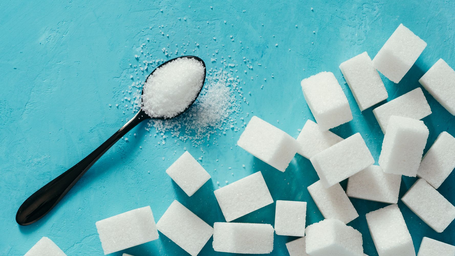 Με αυτούς τους τρόπους θα καταφέρετε να περιορίσετε τη ζάχαρη στη διατροφή σας