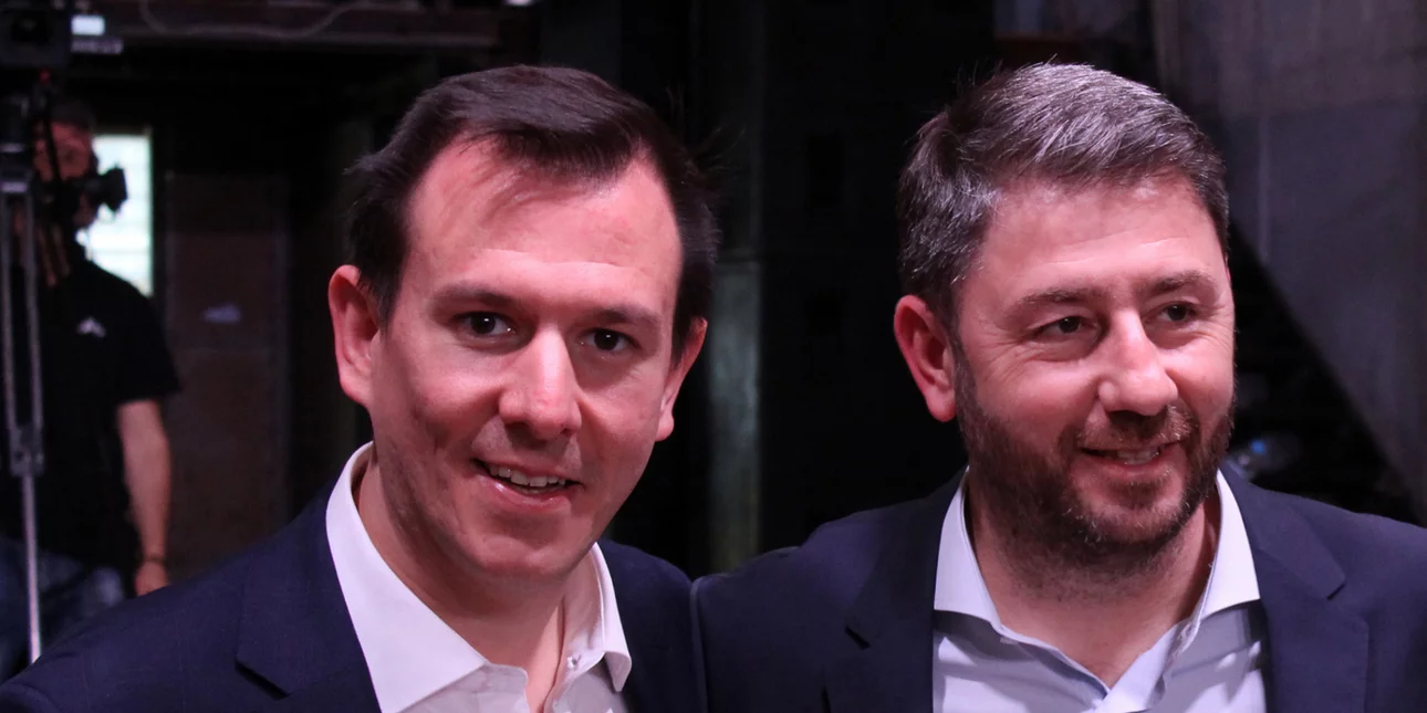 Το ΠΑΣΟΚ προετοιμάζει για συγκυβέρνηση με πρωθυπουργό ειδικού σκοπού