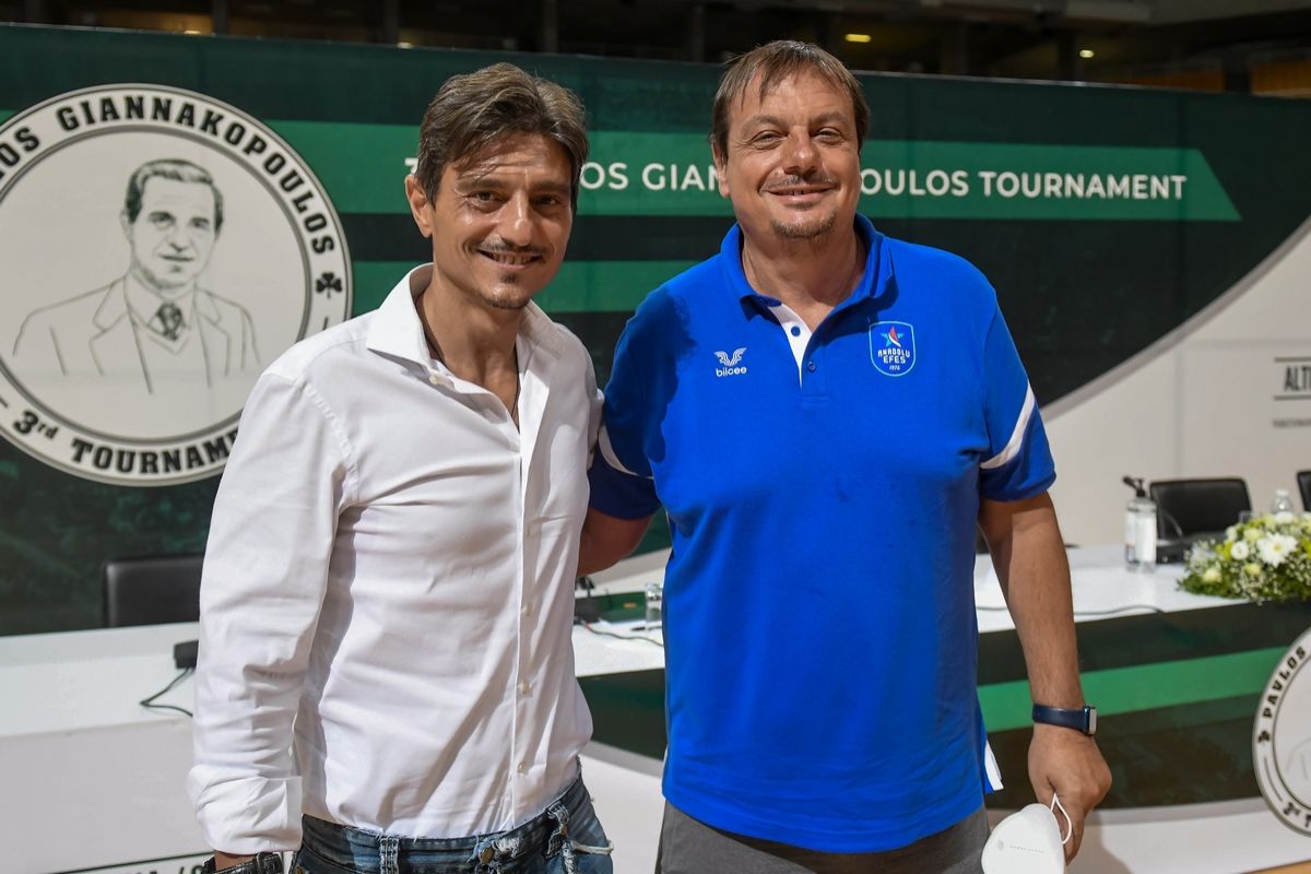 Παναθηναϊκός: Στην Αθήνα ο Εργκίν Αταμάν – Συναντήθηκε με τον Δημήτρη Γιαννακόπουλο