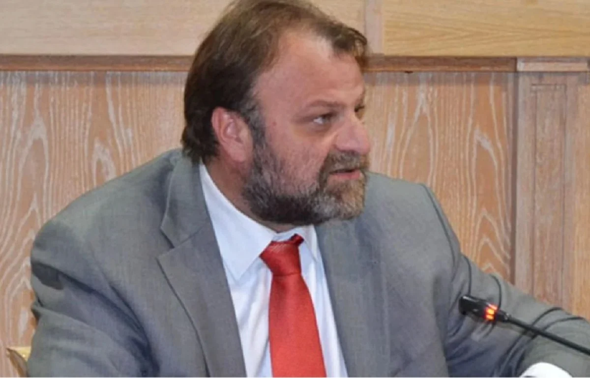 Τριήμερο πένθος για το θάνατο του αντιδημάρχου Λάζαρου Λασκαρίδη κήρυξε ο δήμος Καλλιθέας