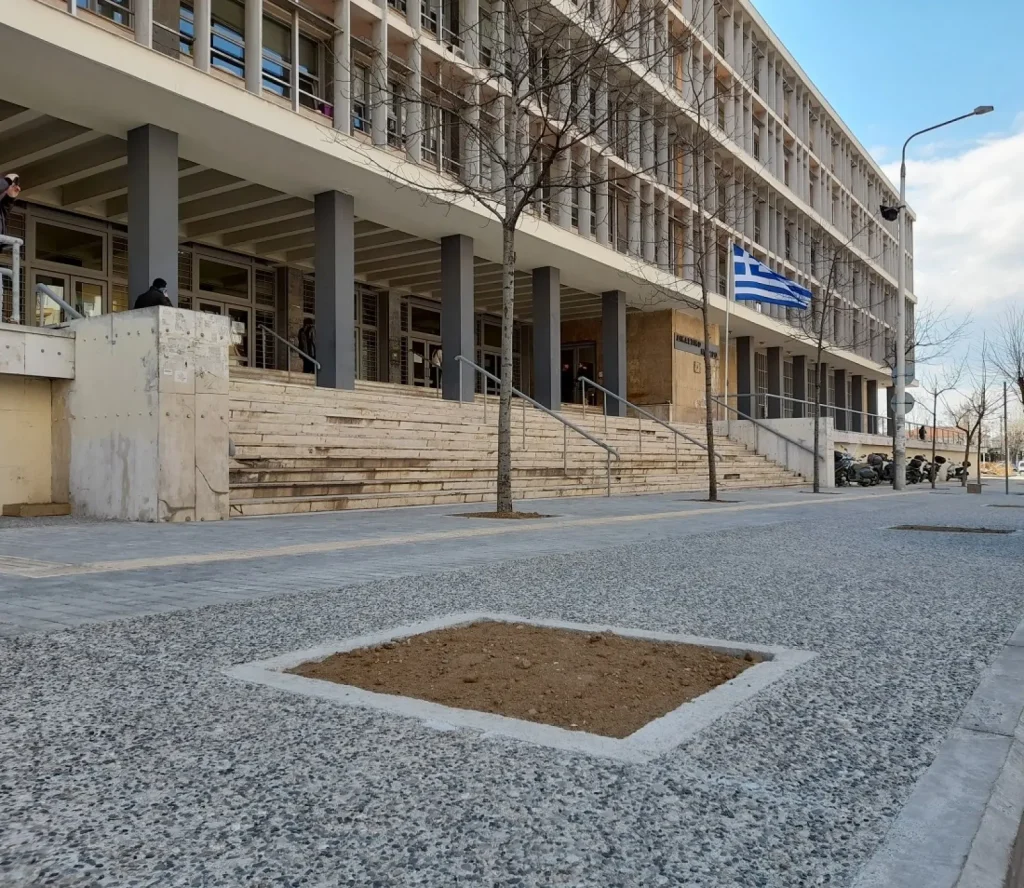 Θεσσαλονίκη: Κάθειρξη 11 ετών στον 65χρονο για την επίθεση με σπαθί σαμουράι σε 48χρονο