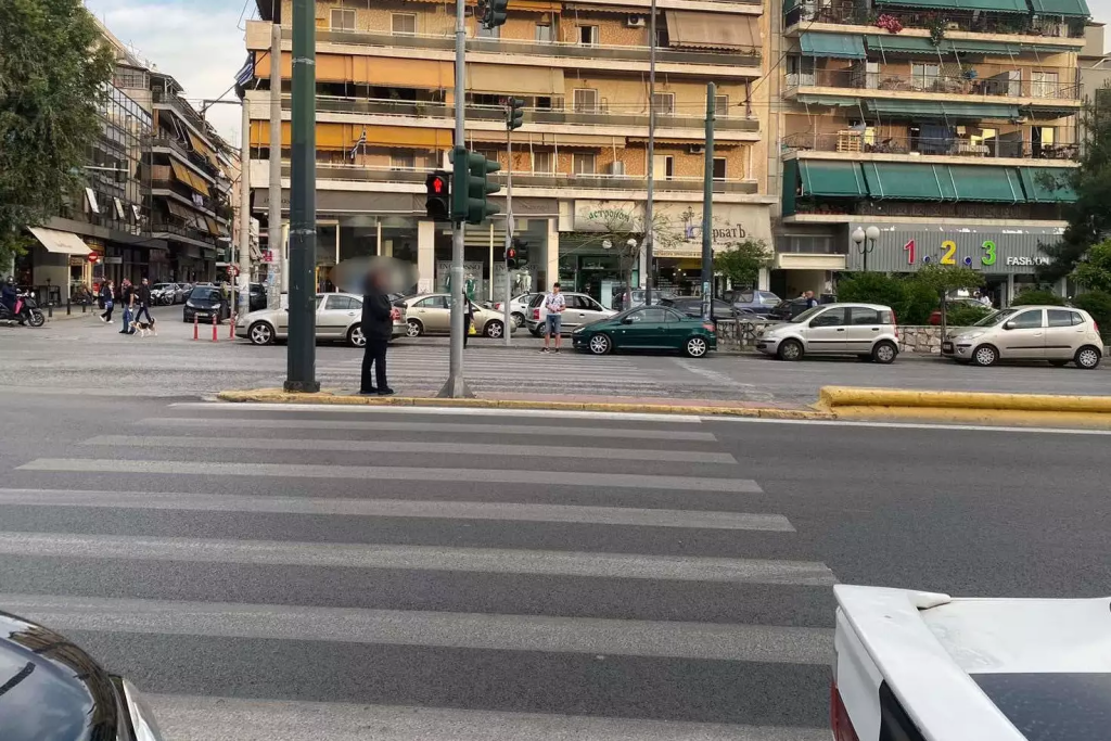 Πραγματογνώμονας Π.Μαδιάς για τροχαίο στην Καλλιθέα: «Επτά μέρες δεν λειτουργούσαν τα φανάρια»