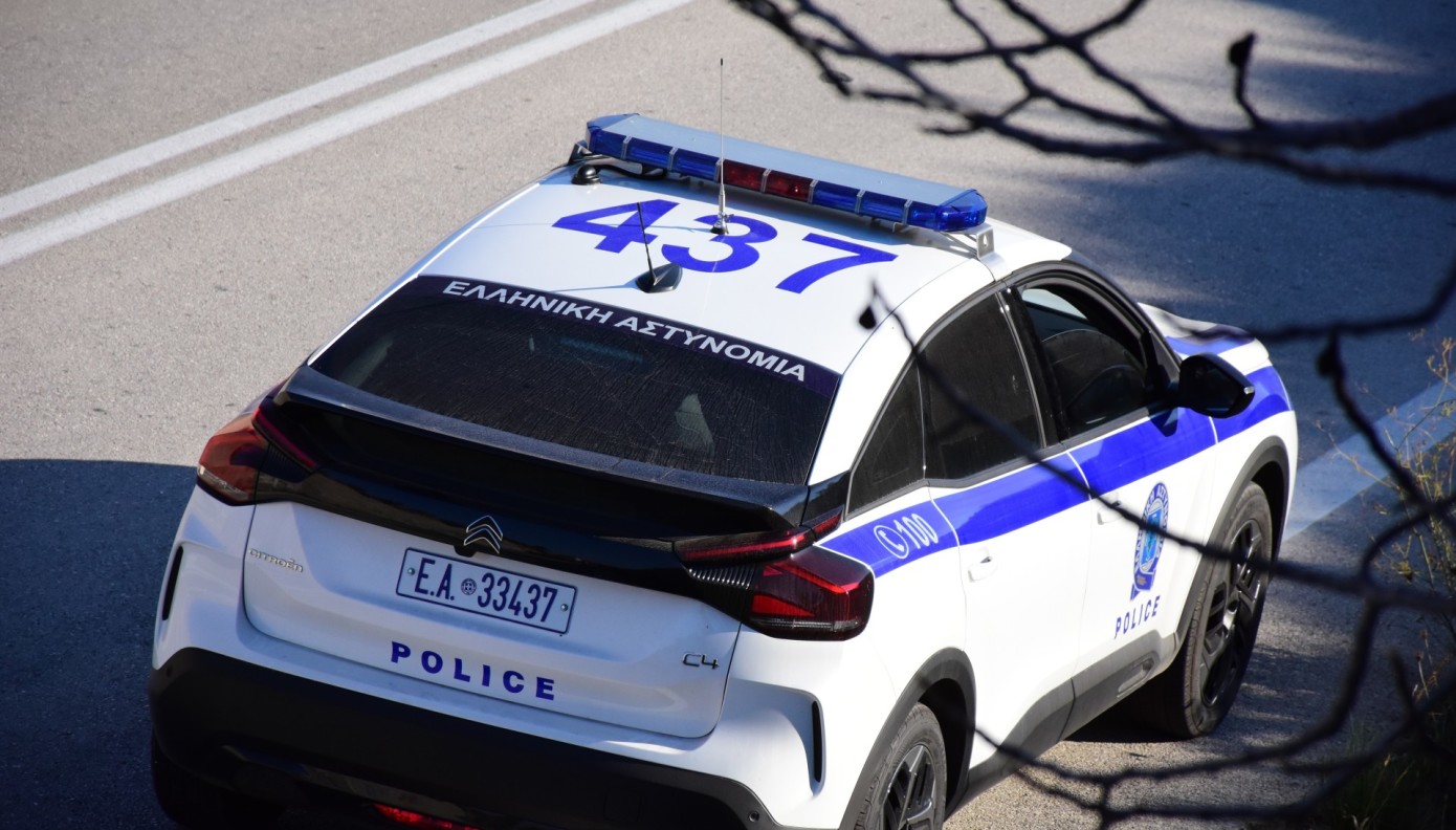 Περιστέρι: Θύμα ληστείας 14χρονος – Δέκα άτομα τον απείλησαν και του πήραν το κινητό