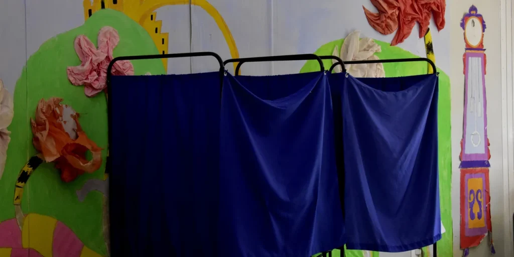 Εκλογές 2023: Δημοσκόπηση δίνει το ΚΚΕ τρίτο κόμμα με 9,5% στην Αττική – Στο 8,8% το ΠΑΣΟΚ