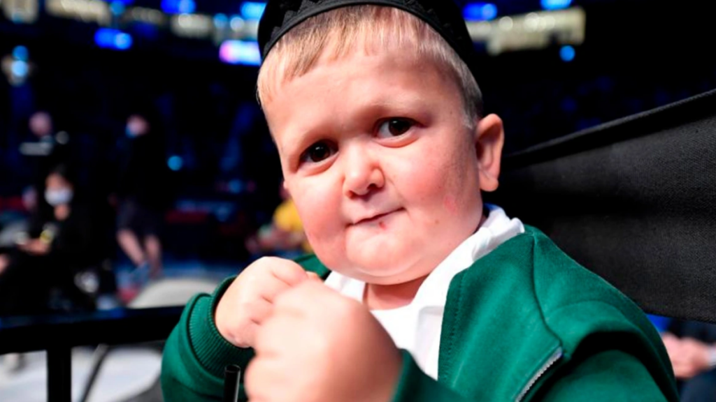 Χαζμπουλά Μαγκομέντοφ: Συνελήφθη ο διάσημος νάνος του TikTok (φωτό-βίντεο)