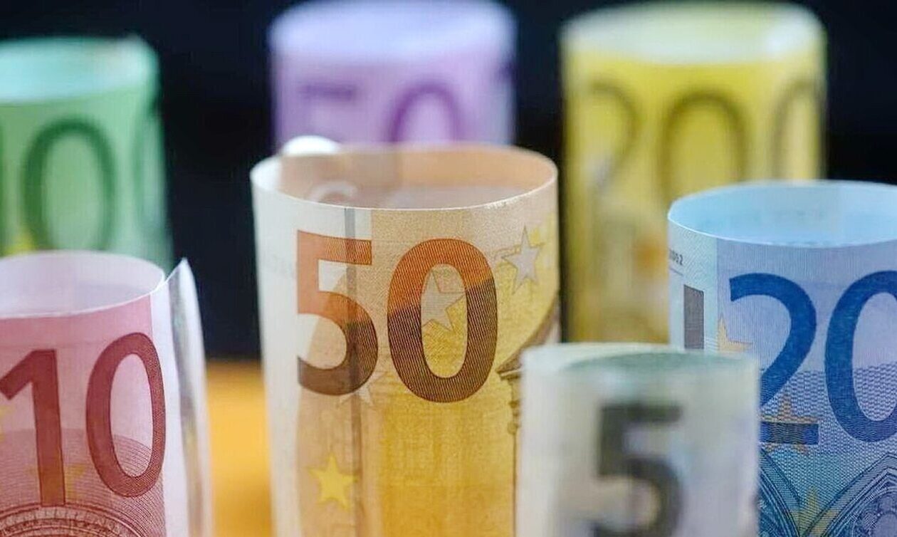 ΔΥΠΑ: Σήμερα καταβάλλεται το «μπόνους» 300 ευρώ σε μακροχρόνια άνεργους – Ποιοι οι δικαιούχοι