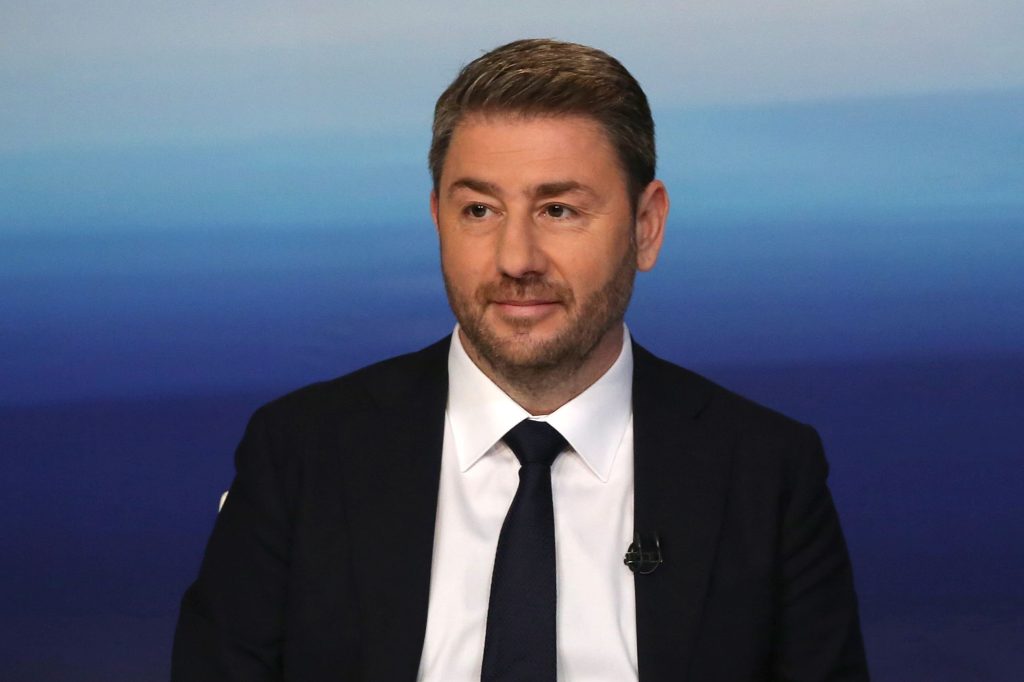 Ντιμπέιτ: Δεν χαιρέτισε Κ.Μητσοτάκη και Α.Τσίπρα ο Ν.Ανδρουλάκης