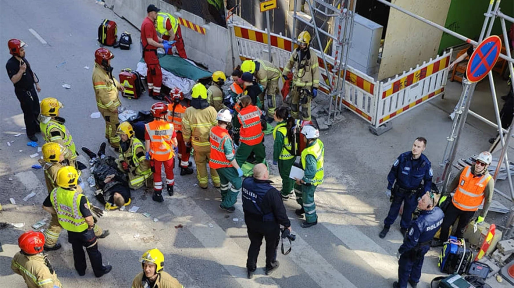 Παραλίγο τραγωδία: Δεκάδες τα τραυματισμένα παιδιά από κατάρρευση γέφυρας στο Έσποου της Φινλανδίας