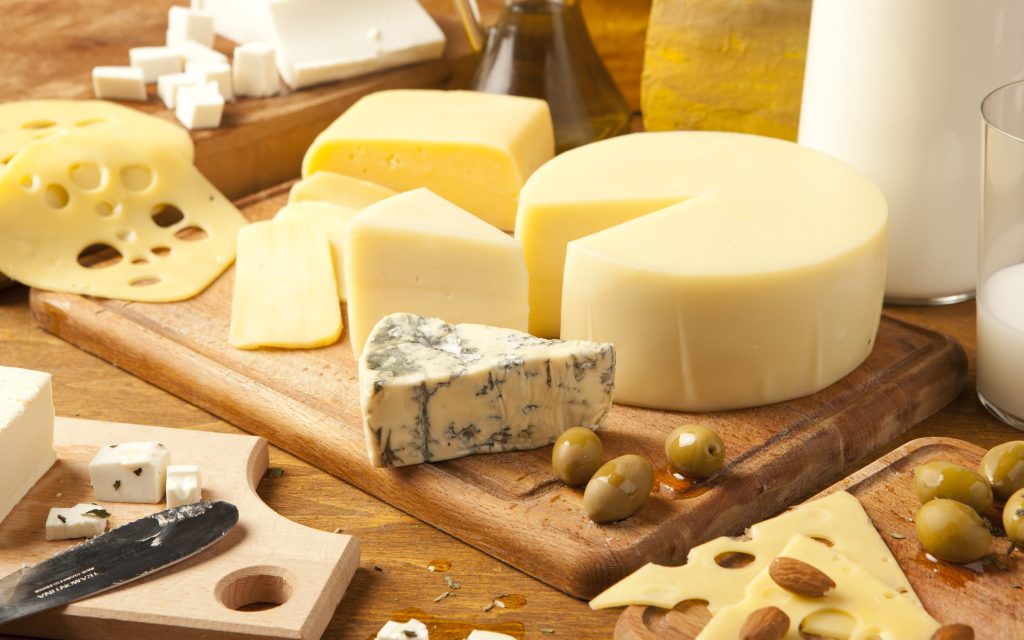Ποια είναι τα πιο υγιεινά τυριά; – Η διατροφική τους αξία