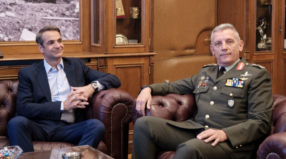 Ο Κ.Μητσοτάκης επιβεβαίωσε το pronews.gr για την παρακολούθηση του Α/ΓΕΕΘΑ στρατηγού Κ.Φλώρου που αποκάλυψε τις μεζονέτες