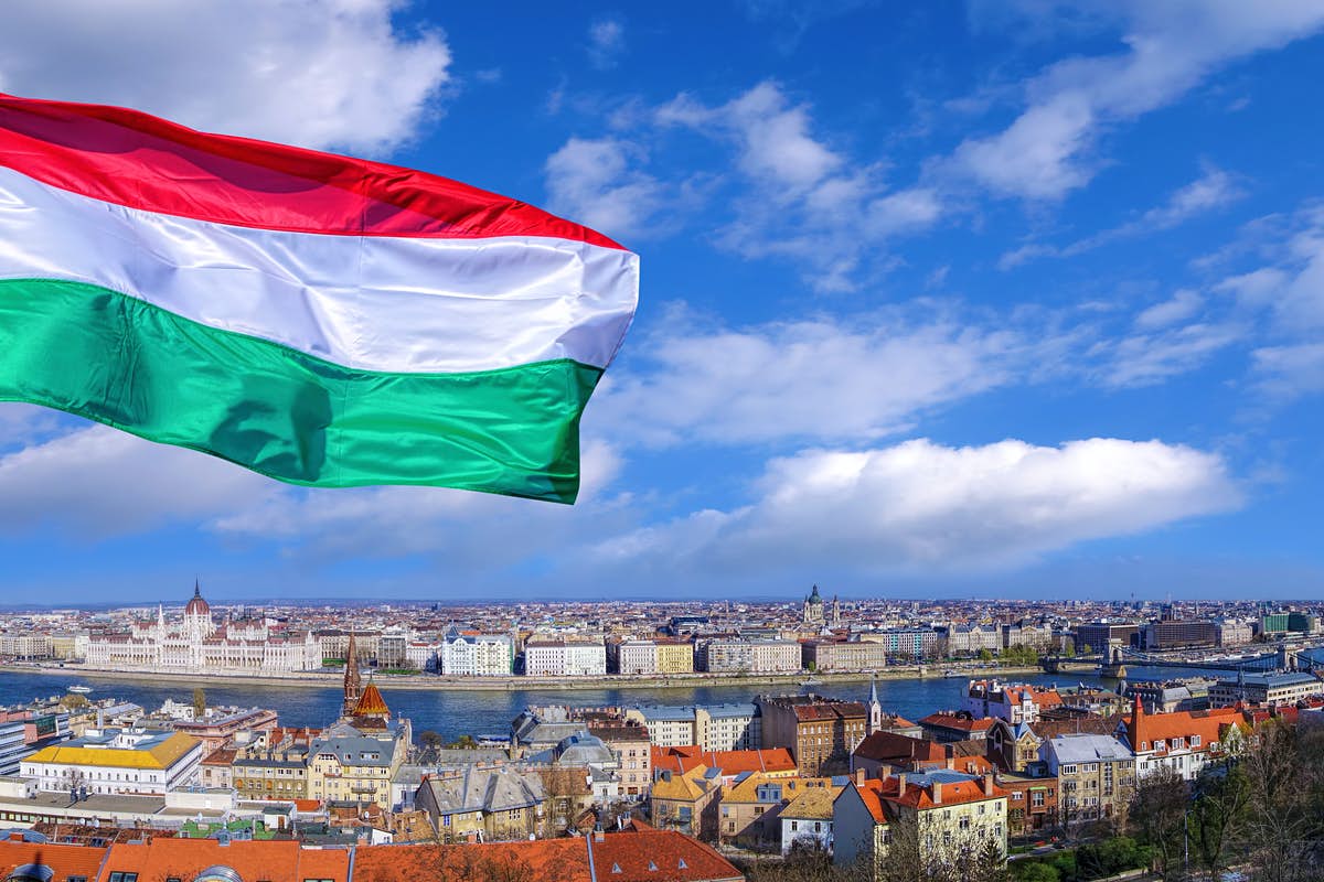 Η Ουγγαρία απειλεί με μπλόκο τη νέα δέσμη κυρώσεων της ΕΕ στη Ρωσία
