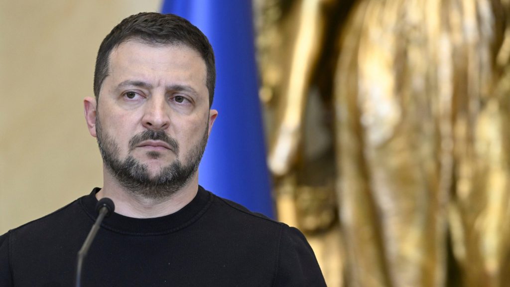 Στο Παρίσι το βράδυ της Κυριακής ο Βολοντίμρ Ζελένσκι