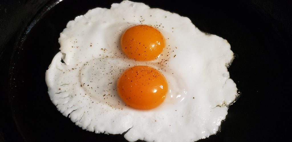 Αυγά και χοληστερόλη: Τελικά τι ισχύει; – Πόσα μπορούμε να τρώμε την ημέρα;