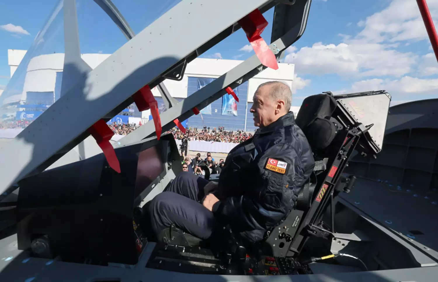 Οι Βρυξέλλες θέλουν ήττα του Ρ.Τ.Ερντογάν: «Έχει φτιάξει μεγάλη αμυντική βιομηχανία και δεν βοηθάει στην Ουκρανία»