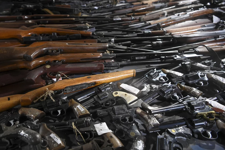 Σερβία: Οι πολίτες παρέδωσαν 13.500 παράνομα όπλα – Δείτε εικόνες (φωτο)