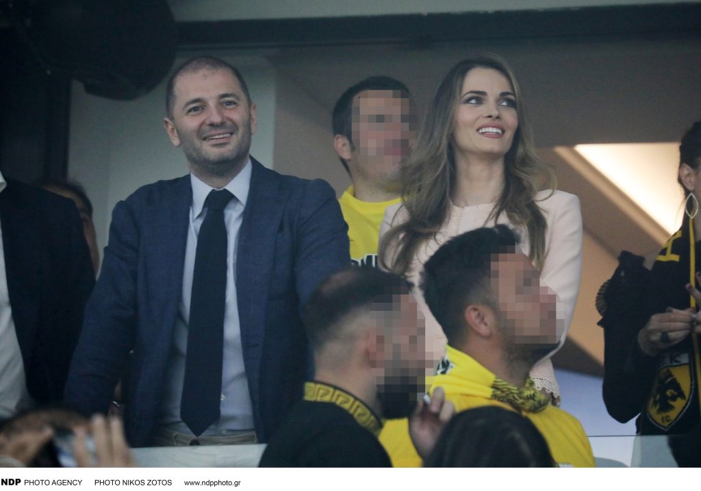 Γιώργος Μελισσανίδης – Σίσσυ Κωνσταντινίδου: Σπάνια εμφάνιση στο γήπεδο για το αγαπημένο ζευγάρι (φωτο)